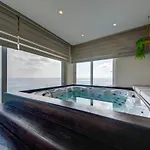 Mediterranean Luxury With Sea Views & Jacuzzi By 360 Estates Apartamento Xghajra