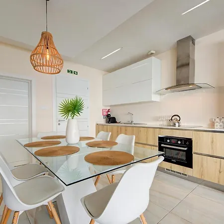 Appartement Mediterranean Luxury With Sea Views & Jacuzzi By 360 Estates *