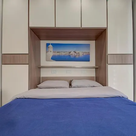 Mediterranean Luxury With Sea Views & Jacuzzi By 360 Estates *