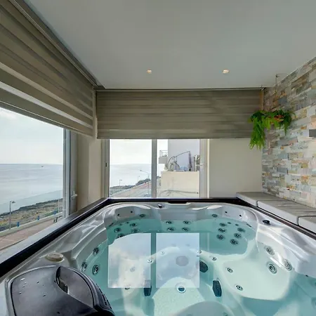 Mediterranean Luxury With Sea Views & Jacuzzi By 360 Estates * Xghajra