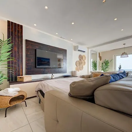 Mediterranean Luxury With Sea Views & Jacuzzi By 360 Estates דירה *