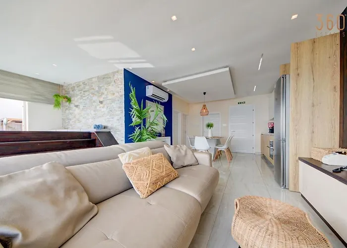 Mediterranean Luxury With Sea Views & Jacuzzi By 360 Estates